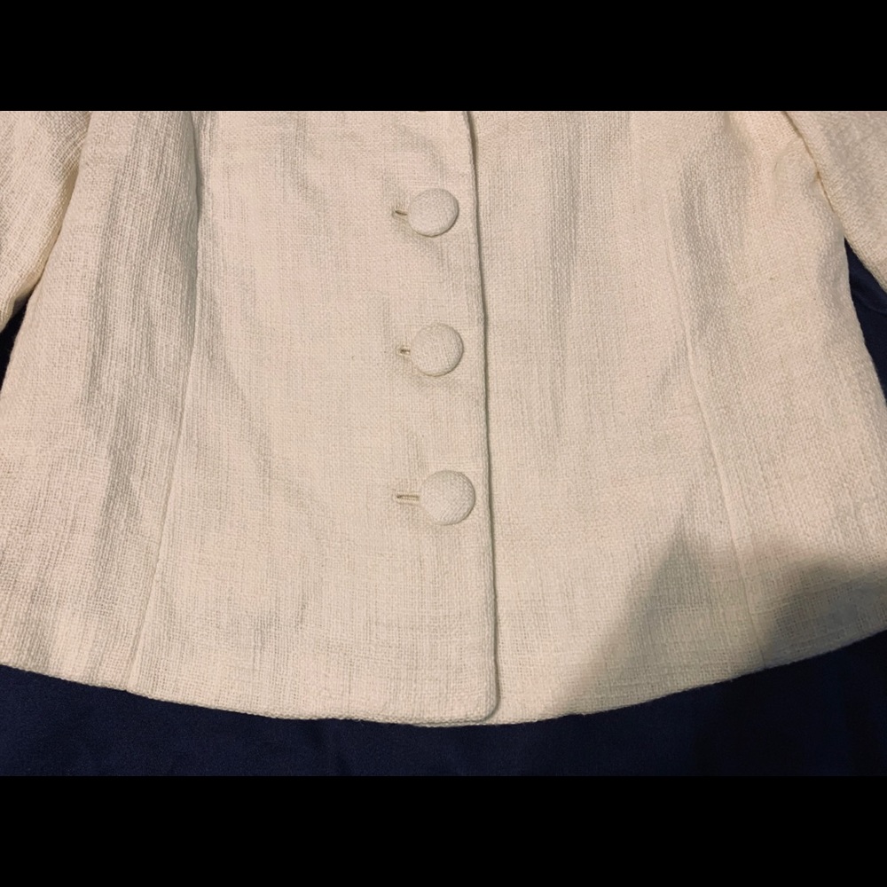💋 off-white blazer! - Picture 6 of 8